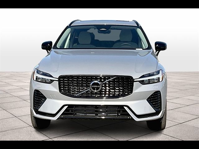 2025 Volvo XC60 Plug-In Hybrid Plus