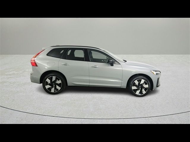 2025 Volvo XC60 Plug-In Hybrid Plus