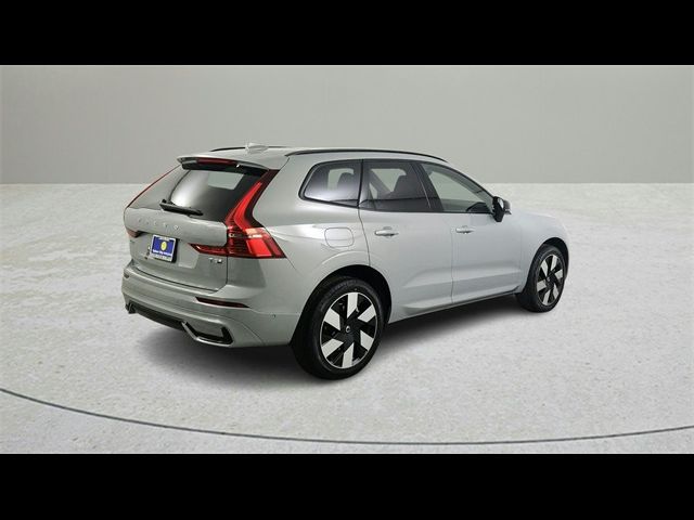 2025 Volvo XC60 Plug-In Hybrid Plus