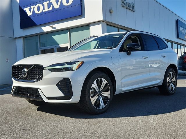 2025 Volvo XC60 Plug-In Hybrid Plus