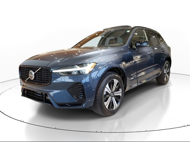 2025 Volvo XC60 Plug-In Hybrid Plus