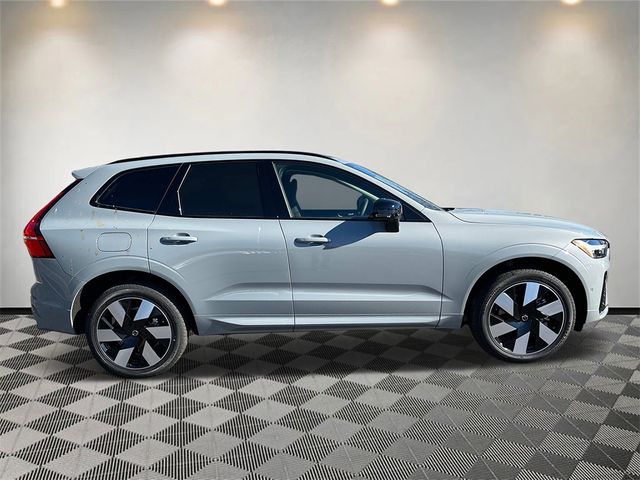 2025 Volvo XC60 Plug-In Hybrid Plus