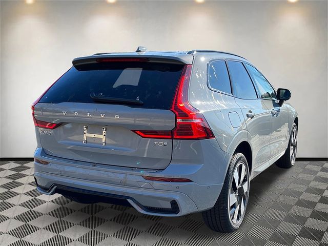 2025 Volvo XC60 Plug-In Hybrid Plus