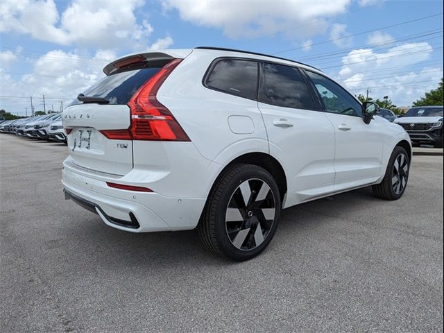 2025 Volvo XC60 Plug-In Hybrid Plus