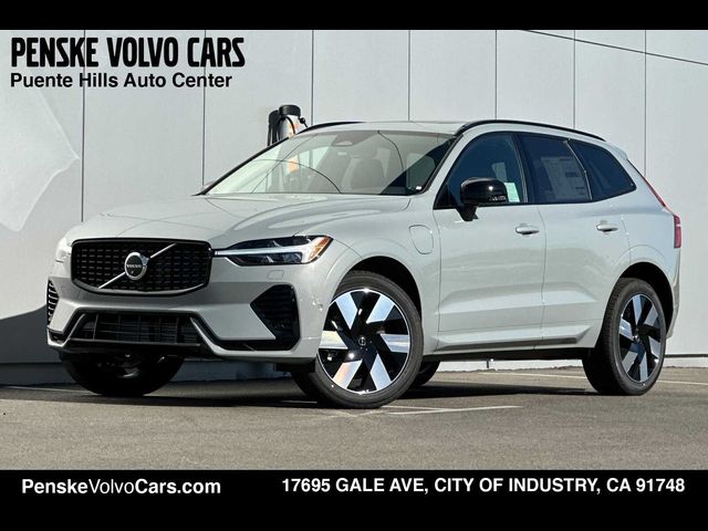 2025 Volvo XC60 Plug-In Hybrid Plus