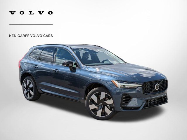 2025 Volvo XC60 Plug-In Hybrid Plus