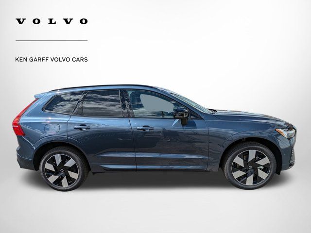 2025 Volvo XC60 Plug-In Hybrid Plus