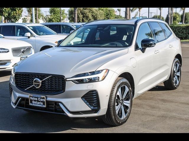 2025 Volvo XC60 Plug-In Hybrid Plus