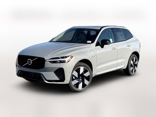 2025 Volvo XC60 Plug-In Hybrid Plus