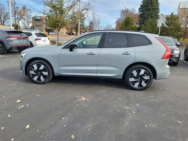 2025 Volvo XC60 Plug-In Hybrid Plus