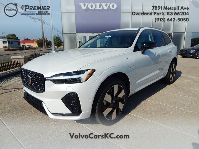 2025 Volvo XC60 Plug-In Hybrid Plus