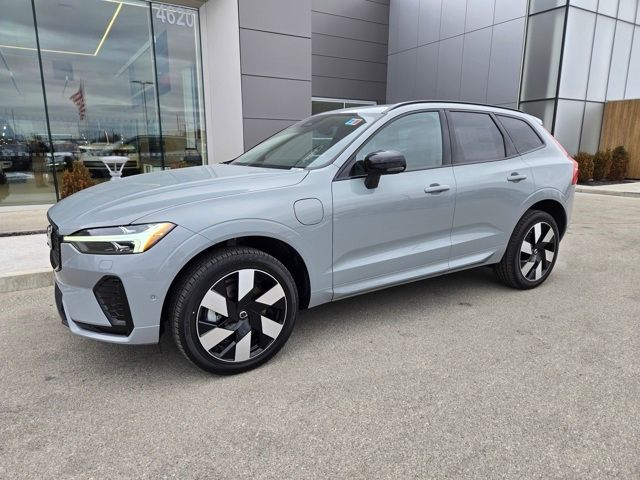 2025 Volvo XC60 Plug-In Hybrid Plus
