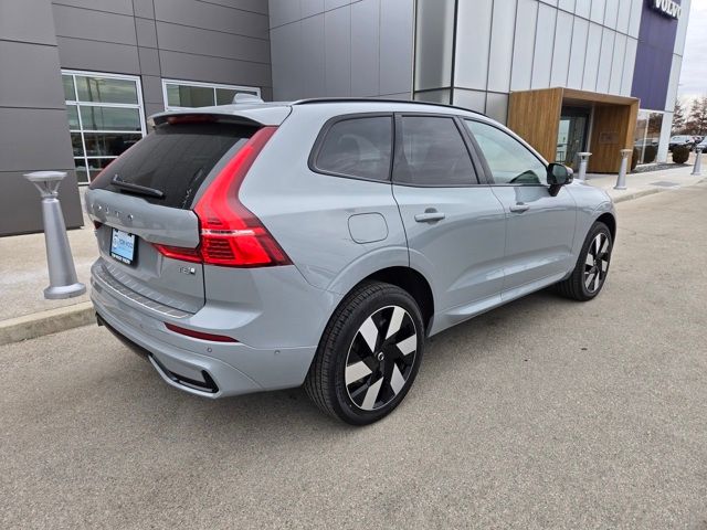 2025 Volvo XC60 Plug-In Hybrid Plus