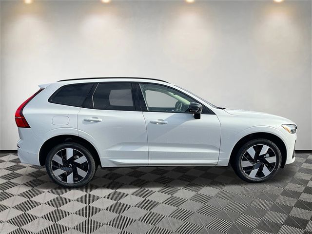 2025 Volvo XC60 Plug-In Hybrid Plus