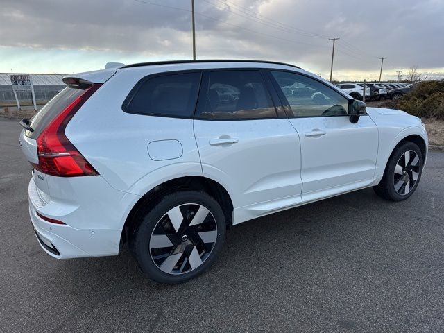 2025 Volvo XC60 Plug-In Hybrid Plus