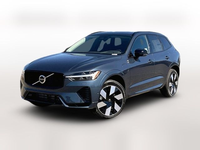 2025 Volvo XC60 Plug-In Hybrid Plus