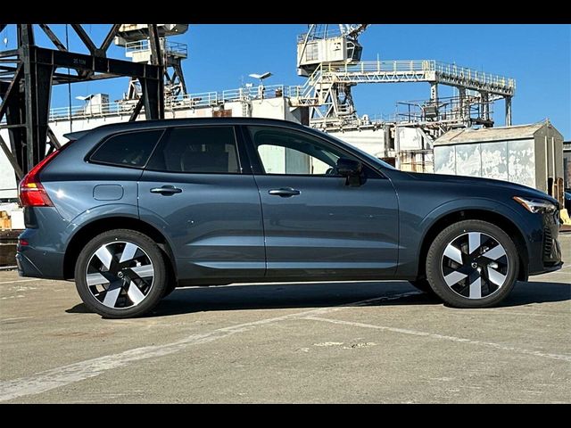 2025 Volvo XC60 Plug-In Hybrid Plus