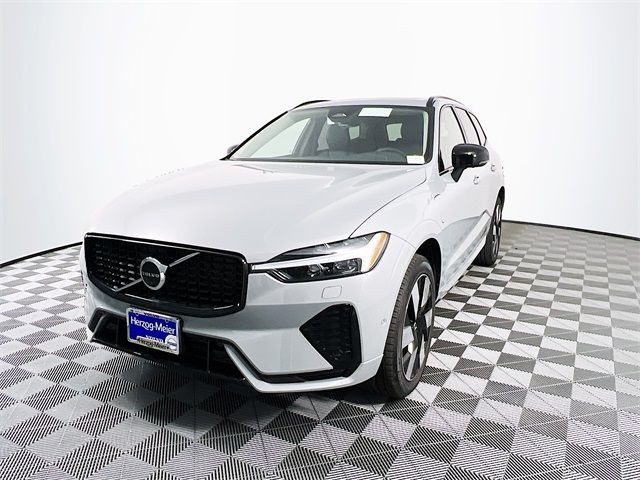 2025 Volvo XC60 Plug-In Hybrid Plus