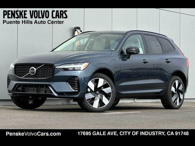 2025 Volvo XC60 Plug-In Hybrid Plus