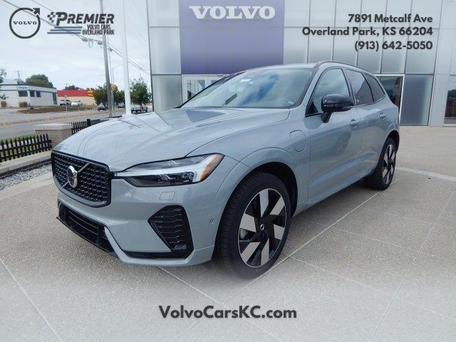 2025 Volvo XC60 Plug-In Hybrid Plus