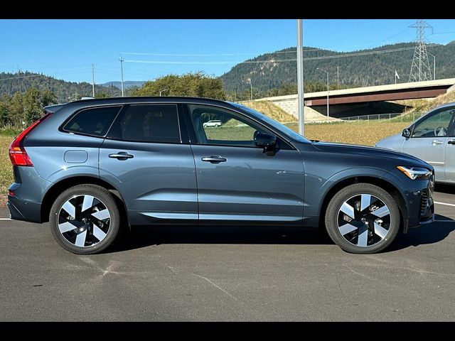 2025 Volvo XC60 Plug-In Hybrid Plus