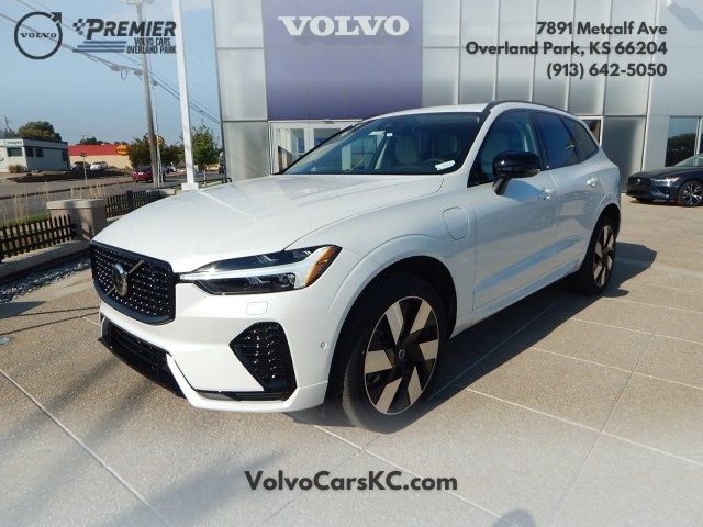 2025 Volvo XC60 Plug-In Hybrid Plus