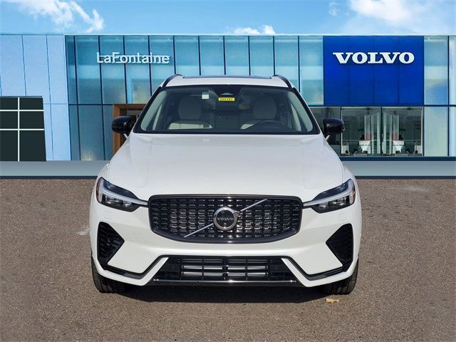 2025 Volvo XC60 Plug-In Hybrid Plus