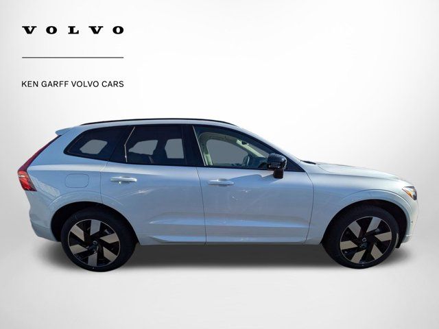 2025 Volvo XC60 Plug-In Hybrid Plus