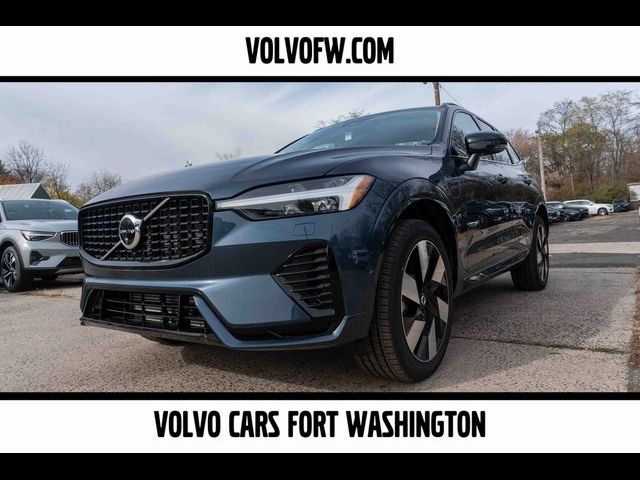 2025 Volvo XC60 Plug-In Hybrid Plus