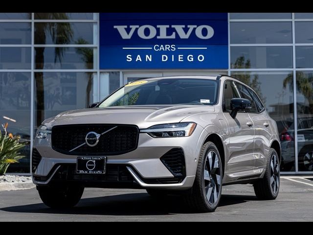 2025 Volvo XC60 Plug-In Hybrid Plus