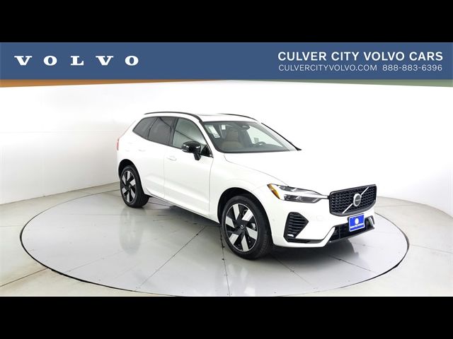 2025 Volvo XC60 Plug-In Hybrid Plus