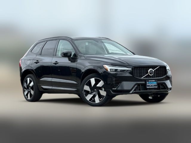 2025 Volvo XC60 Plug-In Hybrid Plus