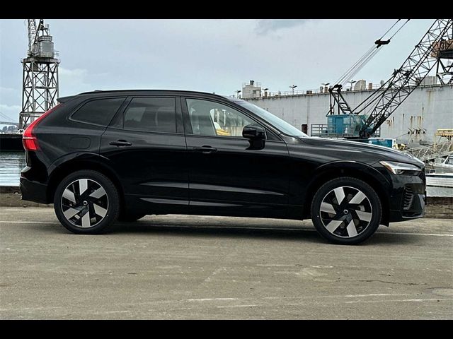 2025 Volvo XC60 Plug-In Hybrid Plus