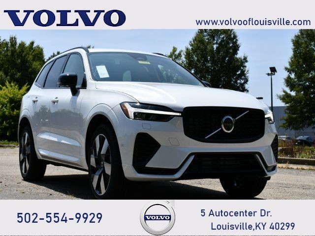 2025 Volvo XC60 Plug-In Hybrid Plus