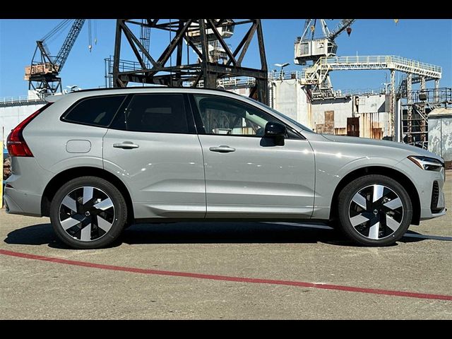 2025 Volvo XC60 Plug-In Hybrid Plus