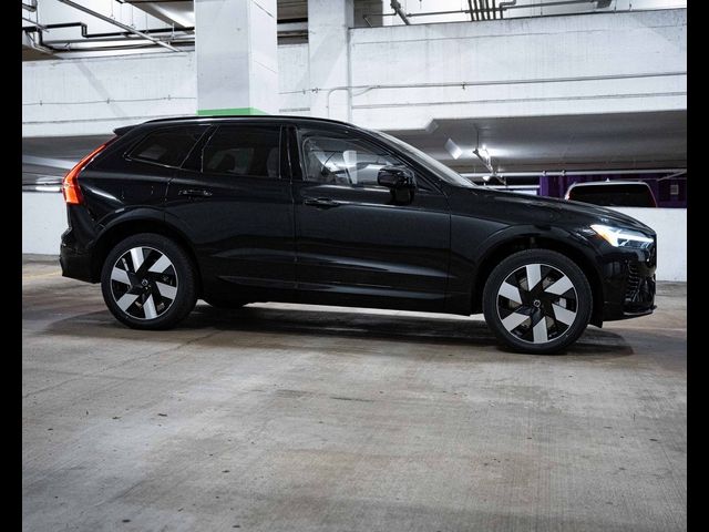 2025 Volvo XC60 Plug-In Hybrid Plus