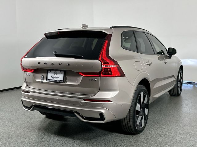 2025 Volvo XC60 Plug-In Hybrid Plus