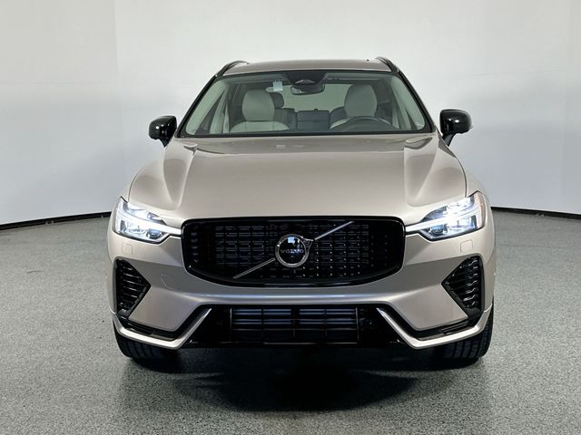 2025 Volvo XC60 Plug-In Hybrid Plus