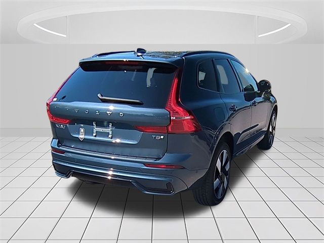 2025 Volvo XC60 Plug-In Hybrid Plus