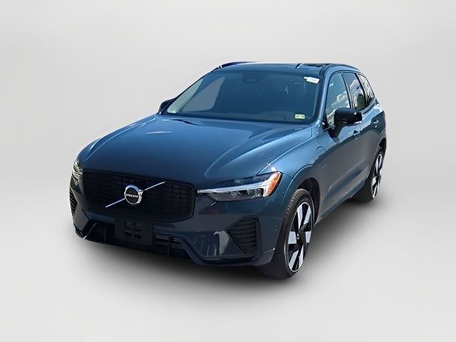 2025 Volvo XC60 Plug-In Hybrid Plus