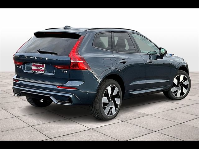 2025 Volvo XC60 Plug-In Hybrid Plus