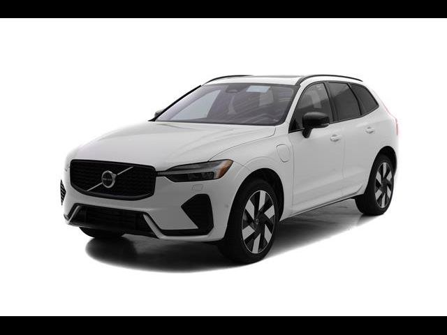 2025 Volvo XC60 Plug-In Hybrid Plus