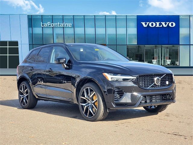 2025 Volvo XC60 Plug-In Hybrid Polestar Engineered