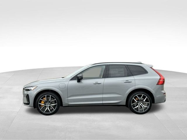 2025 Volvo XC60 Plug-In Hybrid Polestar Engineered