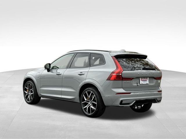 2025 Volvo XC60 Plug-In Hybrid Polestar Engineered