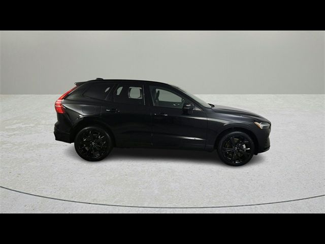 2025 Volvo XC60 Plug-In Hybrid Ultra Black Edition