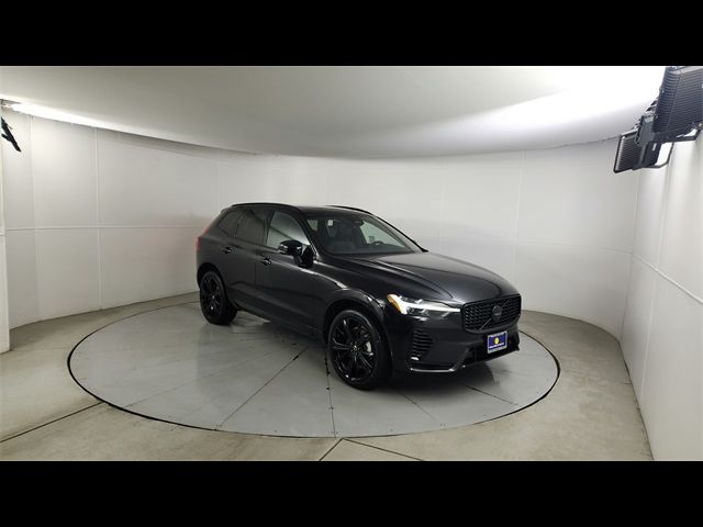 2025 Volvo XC60 Plug-In Hybrid Ultra Black Edition