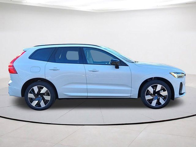 2025 Volvo XC60 Plug-In Hybrid Ultra