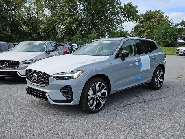 2025 Volvo XC60 Plug-In Hybrid Ultra