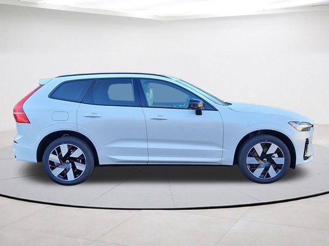 2025 Volvo XC60 Plug-In Hybrid Ultra